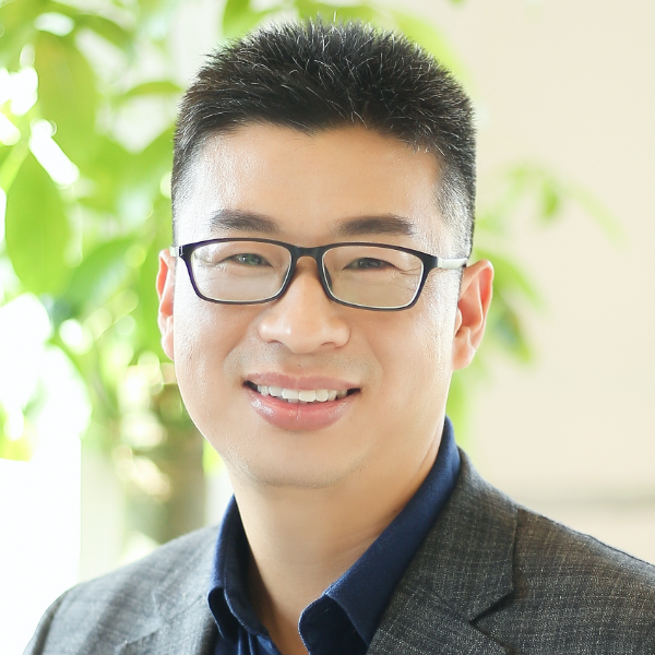 Leo Shi, Senior Market Development Manager, Apparel and Beauty